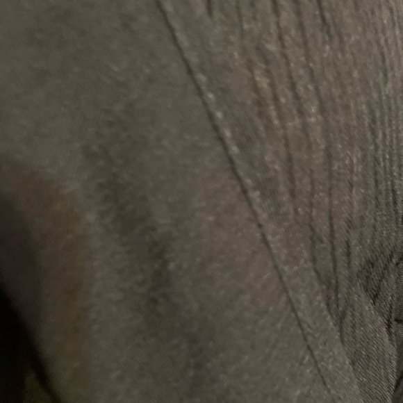 ❌DONATED❌Black Strapless Flowing Oversized Detailed Top - Picture 8 of 11